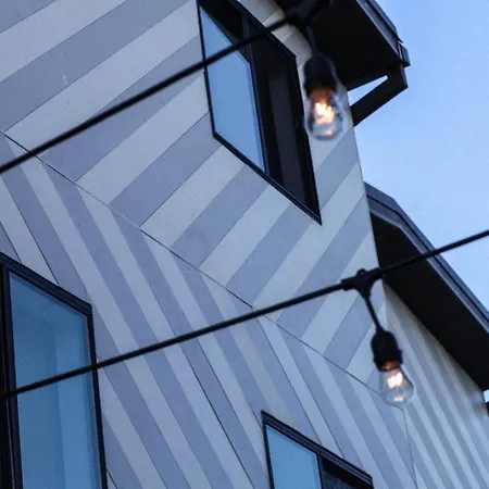 Haven Coliving Hotel